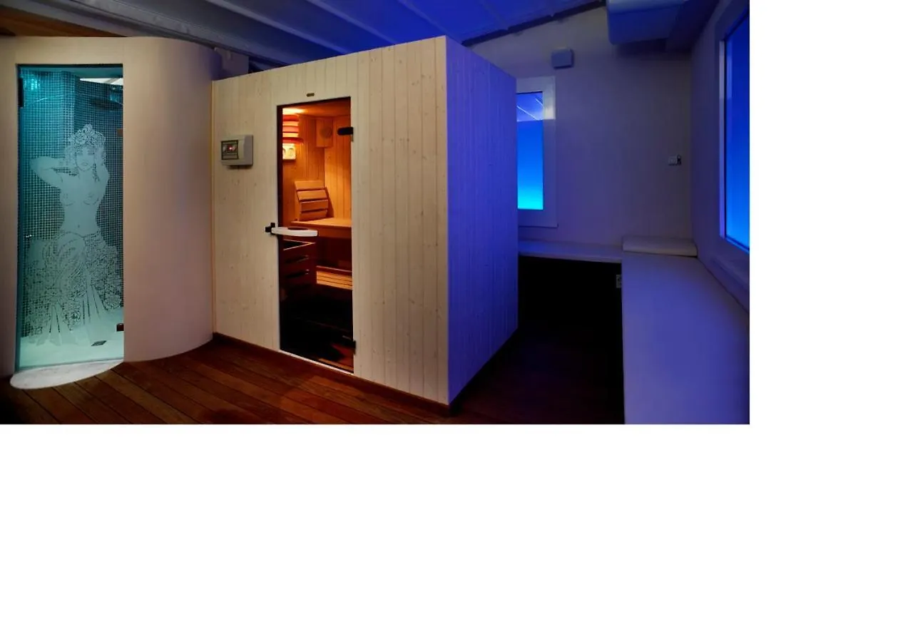 ****  Hotel Boemia Riccione Italy
