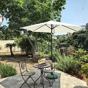 https://il-giardino-sulla-valle.sicilyhotelsitaly.net