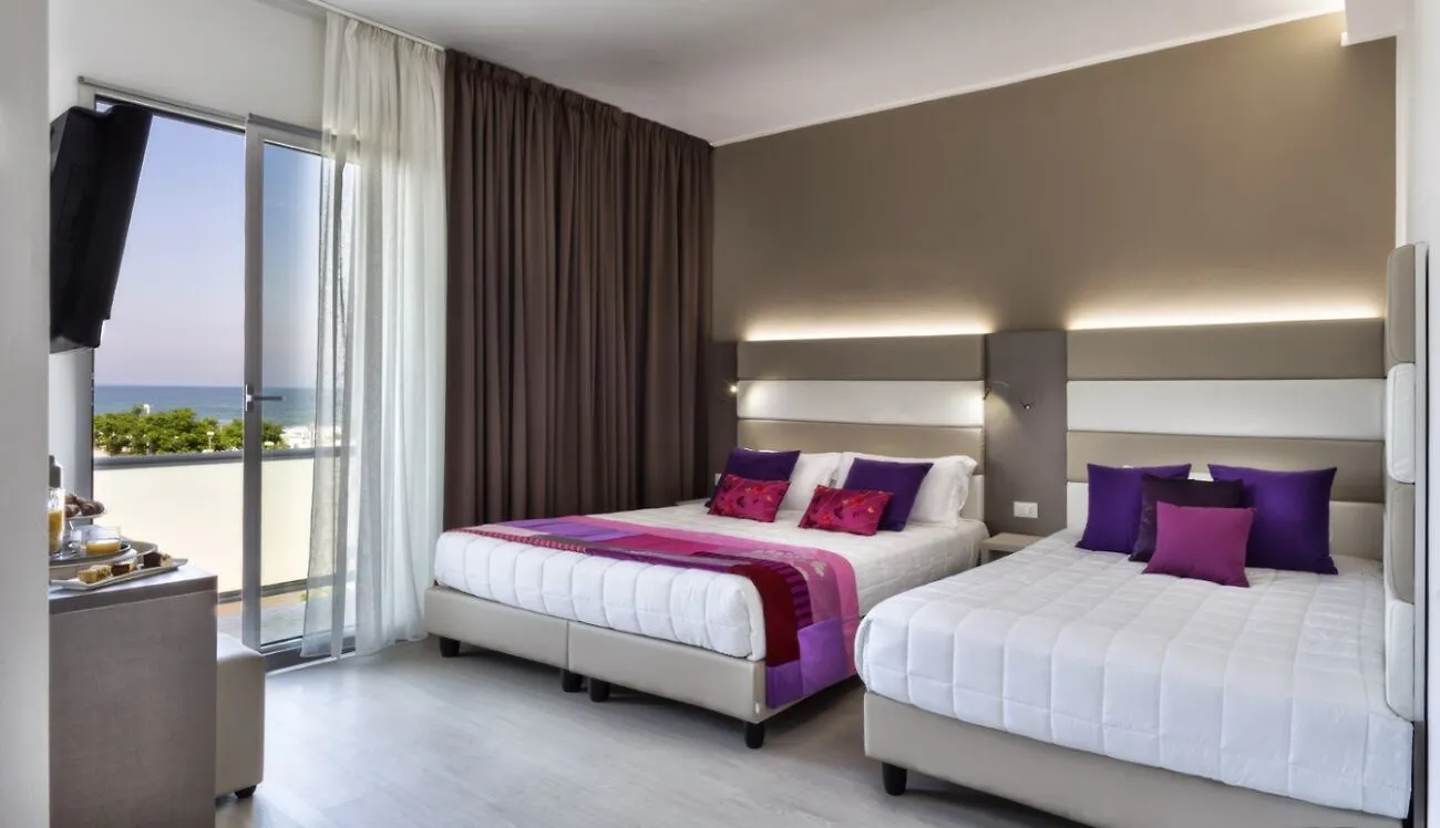 Hotel Boemia Риччоне